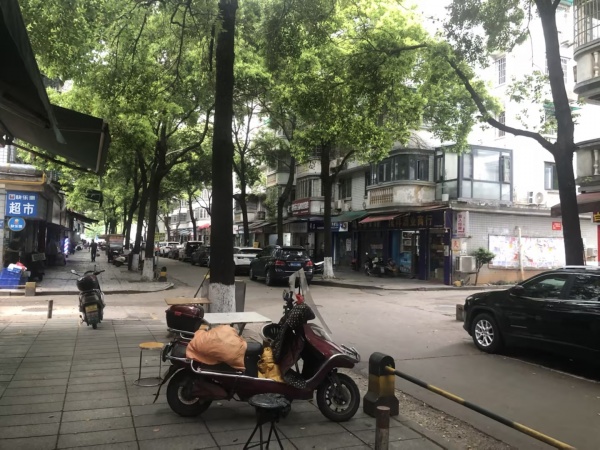 芙蓉区德政园醉心苑门口粉面餐饮门店低价转让Y4123 芙蓉区德政园醉心苑门口粉面餐饮门店低价转让Y4123