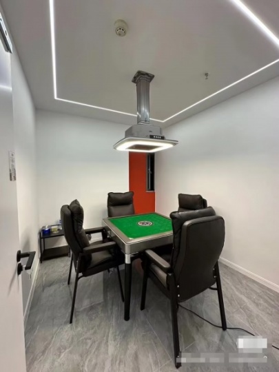 已转）7万急转德思勤精装自助棋牌室D504