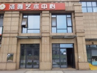 芙蓉区万人小区主出入口临街旺铺业主直租无行业限制D590