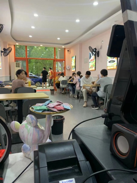 捡漏!湖南大学财经学院临街餐饮店优价转让!Y599 捡漏!湖南大学财经学院临街餐饮店优价转让!Y599