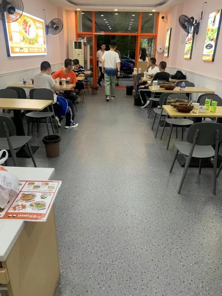 捡漏!湖南大学财经学院临街餐饮店优价转让!Y599 捡漏!湖南大学财经学院临街餐饮店优价转让!Y599
