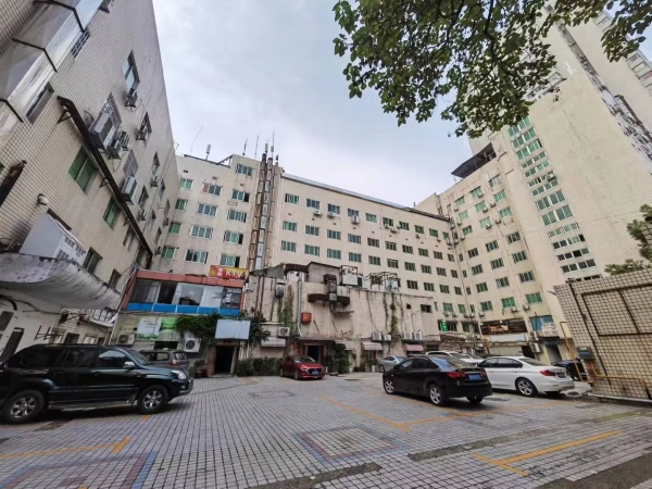 5500拍卖1.4万平凯瑞大酒店湖南瑞地投资置业M5124 5500拍卖1.4万平凯瑞大酒店湖南瑞地投资置业M5124