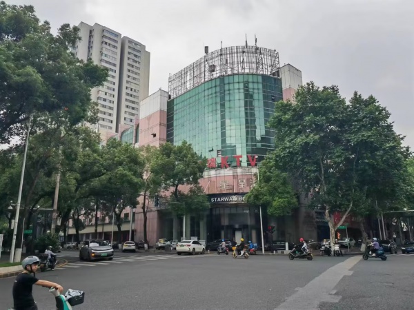 5500拍卖1.4万平凯瑞大酒店湖南瑞地投资置业M5124 5500拍卖1.4万平凯瑞大酒店湖南瑞地投资置业M5124