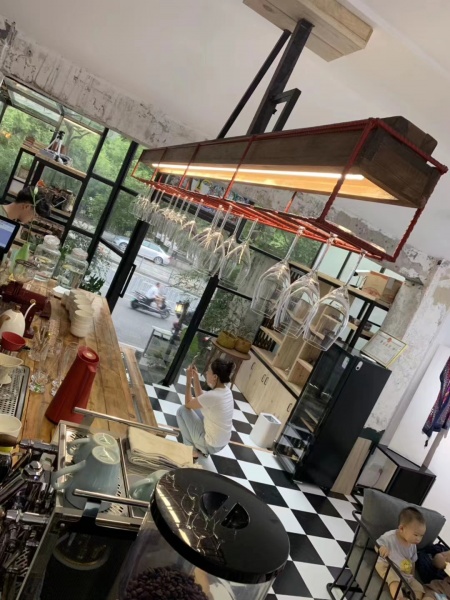 原艺术空间兼办公室超低价转让Y5161 原艺术空间兼办公室超低价转让Y5161