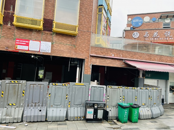 房东直租 岳麓区十万客流大学城麓山南路临街毛坯M5171 房东直租 岳麓区十万客流大学城麓山南路临街毛坯M5171