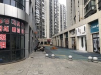 4万急转 长沙县高档小区商业街菜鸟驿站快递 m5165