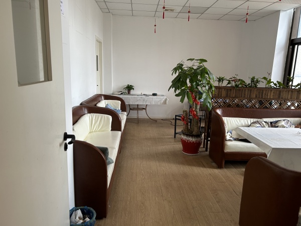 火爆!市中心五一商圈中山亭棋牌+餐厅低价转让m5180 火爆!市中心五一商圈中山亭棋牌+餐厅低价转让m5180