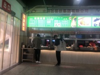 已转）望城信息学院北院食堂正门口粉面低价转让D5177