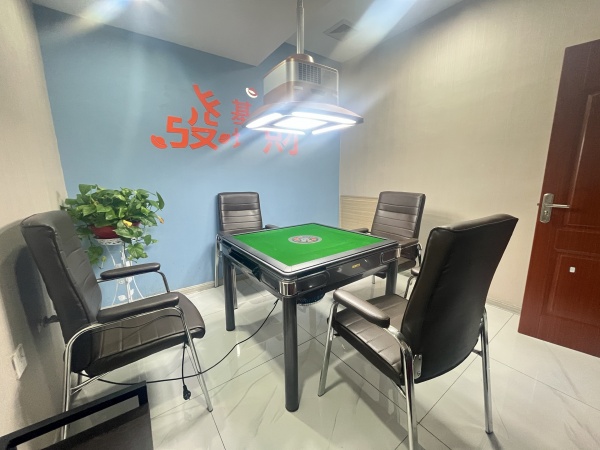 地铁口精装棋牌室优价转让M5202 地铁口精装棋牌室优价转让M5202