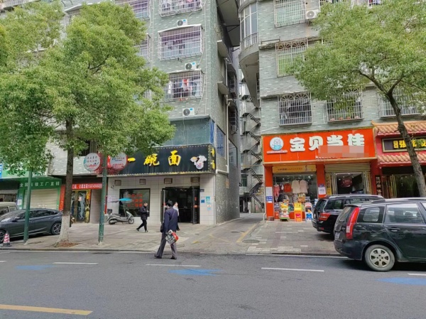 急转湖南大众传媒旁餐饮盖码饭粉面馆Y5232 急转湖南大众传媒旁餐饮盖码饭粉面馆Y5232