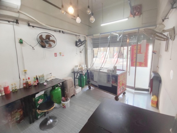 已转)五一广场30平麻辣烫店转让(可空转)d5261 已转)五一广场30平麻辣烫店转让(可空转)d5261