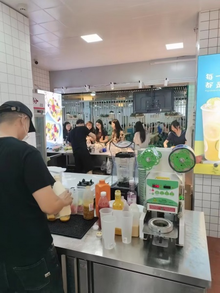 急转上万人长沙职业技术学院内奶茶店m5266 急转上万人长沙职业技术学院内奶茶店m5266