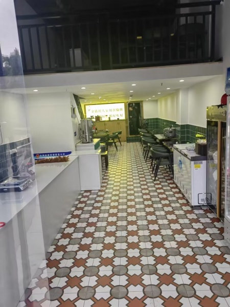 万达广场写字楼下临街全新装修餐饮店优价转让或联营d669 万达广场写字楼下临街全新装修餐饮店优价转让或联营d669