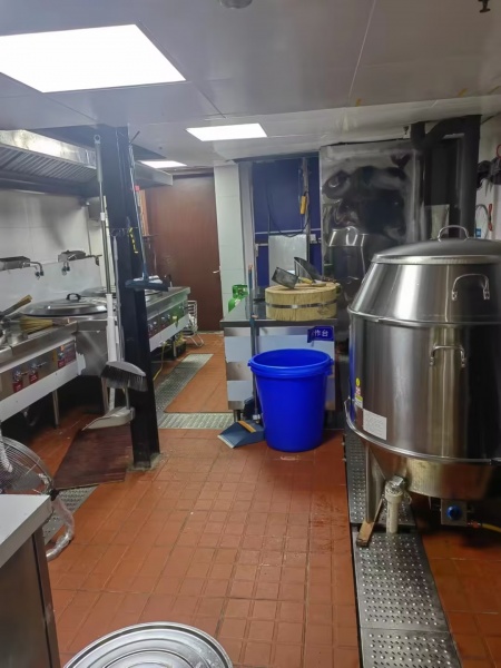 万达广场写字楼下临街全新装修餐饮店优价转让或联营d669 万达广场写字楼下临街全新装修餐饮店优价转让或联营d669