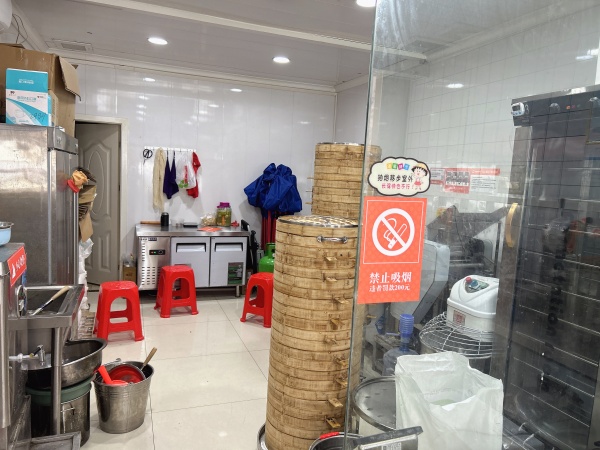 火车站 华海3c电脑城 包子店低价优转(可空转Y672 火车站 华海3c电脑城 包子店低价优转(可空转Y672