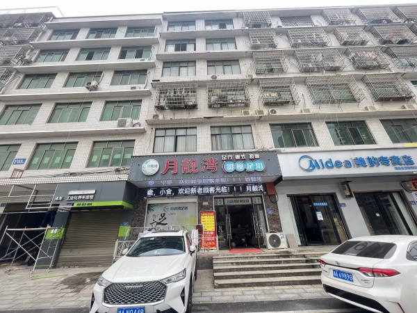 火爆急转!地铁口精装足浴养生店优价转让Y694 火爆急转!地铁口精装足浴养生店优价转让Y694