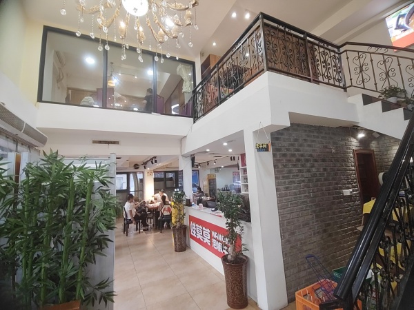 急转 中南汽车世界生意火爆280平餐饮夜宵店优价转让M6130 急转 中南汽车世界生意火爆280平餐饮夜宵店优价转让M6130