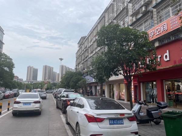 3万急转 岳麓区中医药大学旁美甲美睫店优价转让M6168 3万急转 岳麓区中医药大学旁美甲美睫店优价转让M6168