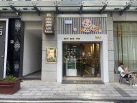 月湖公园写字楼下日营1.8k精装修DU家烘焙店转让Y6192