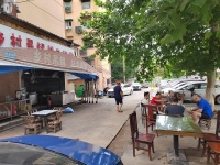 （已转）丝茅冲德雅路180平+外摆临街旺铺低价转让d728