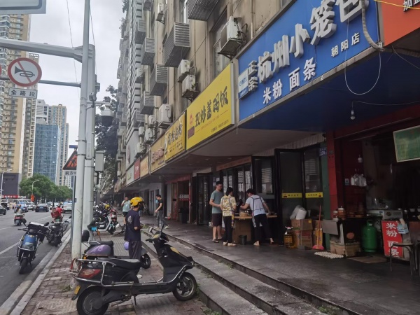 长沙火车站电脑城早餐店低价转让(可空转)d7145 长沙火车站电脑城早餐店低价转让(可空转)d7145