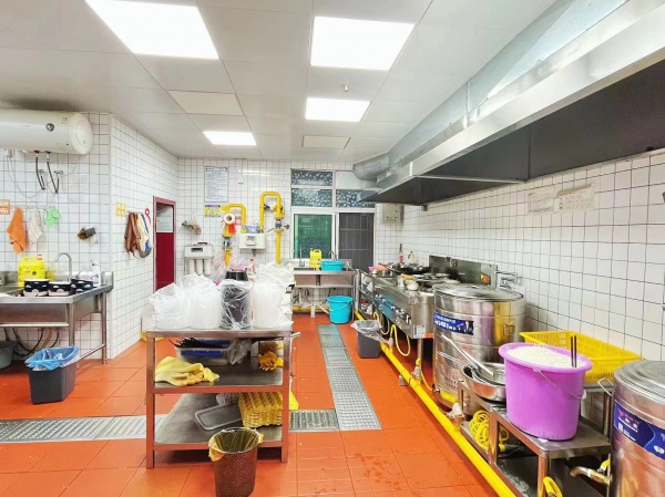 生意火爆!工业学院正后街万人小区精装餐饮店急转M7161 生意火爆!工业学院正后街万人小区精装餐饮店急转M7161