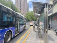 0转让费火车站解放东路少量临街旺铺仓库房东直租M7178