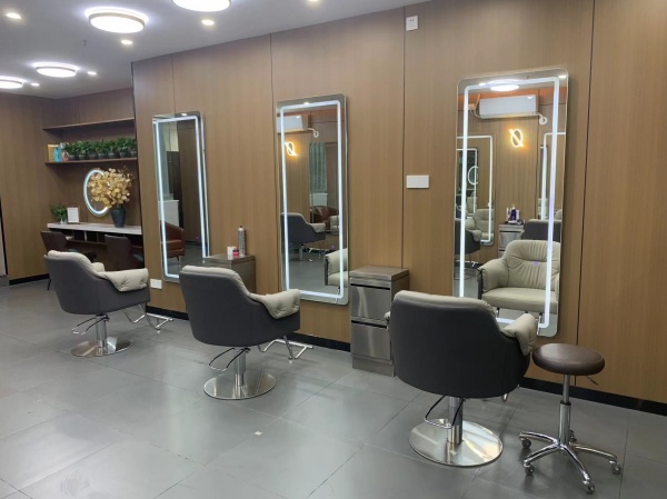 已转)雨花区大型小区出入口临街店铺优价转让(可空转)D7209 已转)雨花区大型小区出入口临街店铺优价转让(可空转)D7209