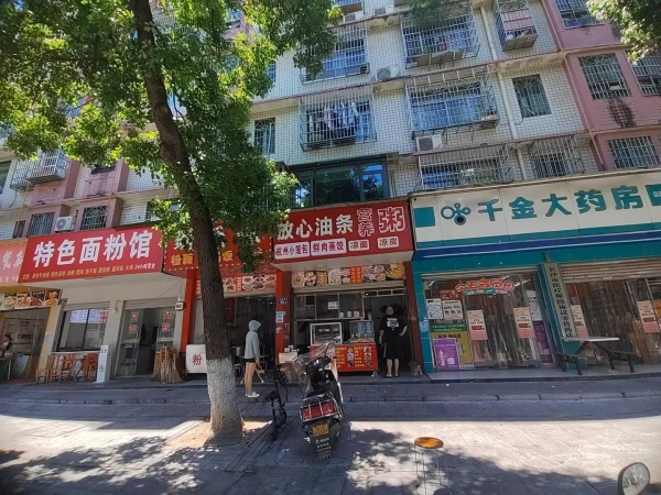 空转四方坪雅雀湖公交站地铁口临街门面优价转让Y814 空转四方坪雅雀湖公交站地铁口临街门面优价转让Y814