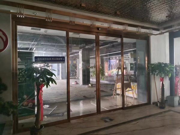 黄兴镇廷禧酒店商业刚需配套900平直租无限制可分租停Y834 黄兴镇廷禧酒店商业刚需配套900平直租无限制可分租停Y834