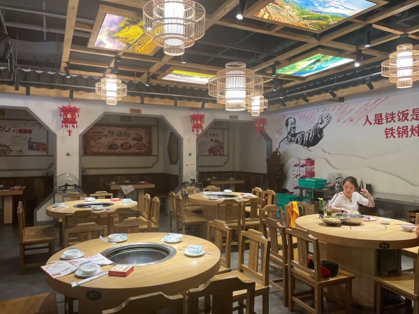 好店!梅溪湖W人小区精装餐300P临街一楼餐饮店急转Y853 好店!梅溪湖W人小区精装餐300P临街一楼餐饮店急转Y853