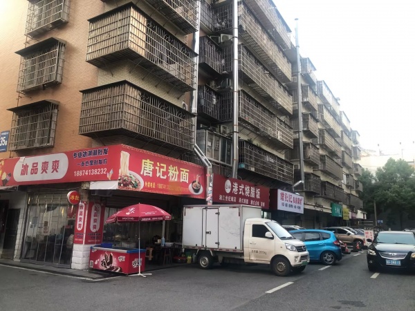 可以空转)市场幼儿园旁边早餐粉面馆低价转让Y870 可以空转)市场幼儿园旁边早餐粉面馆低价转让Y870