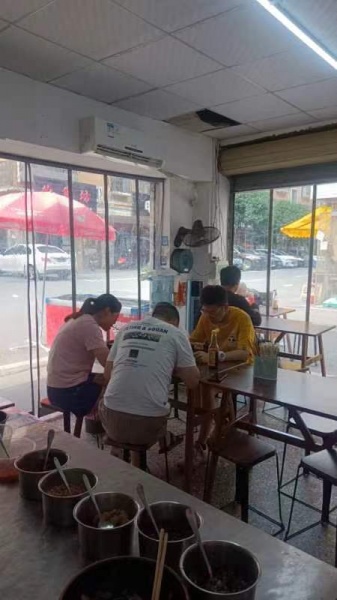 可以空转)市场幼儿园旁边早餐粉面馆低价转让Y870 可以空转)市场幼儿园旁边早餐粉面馆低价转让Y870