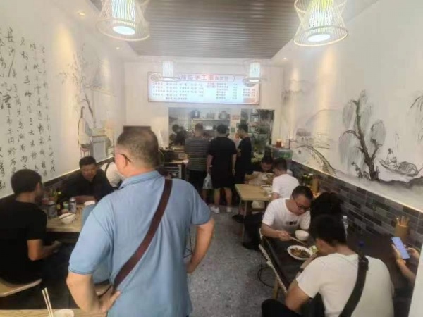 星沙地tie口当代广场餐饮粉面盖码饭店急转Y875 星沙地tie口当代广场餐饮粉面盖码饭店急转Y875