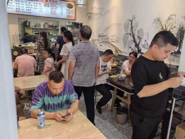 星沙地tie口当代广场餐饮粉面盖码饭店急转Y875 星沙地tie口当代广场餐饮粉面盖码饭店急转Y875