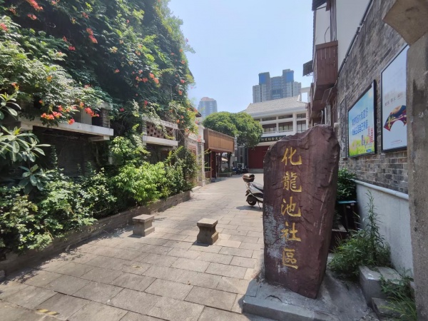 五一商圈步行街房东直租门面带装修直租装修免费送Y8118 五一商圈步行街房东直租门面带装修直租装修免费送Y8118