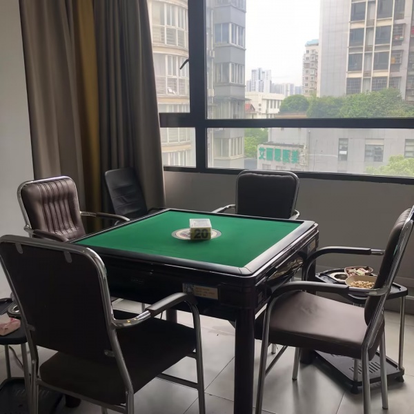 1.5万急转 雨花亭阳光小镇精致自助棋牌转让 M8130 1.5万急转 雨花亭阳光小镇精致自助棋牌转让 M8130