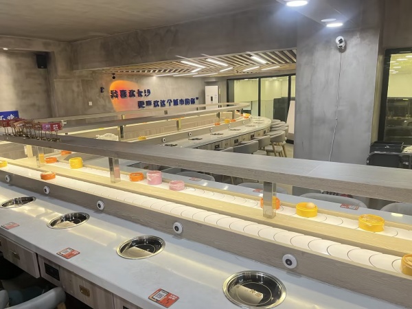 Y8196自带引流商圈 南门口 独栋餐饮门面优价转让(可空转 Y8196自带引流商圈 南门口 独栋餐饮门面优价转让(可空转