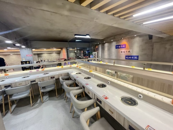 Y8196自带引流商圈 南门口 独栋餐饮门面优价转让(可空转 Y8196自带引流商圈 南门口 独栋餐饮门面优价转让(可空转