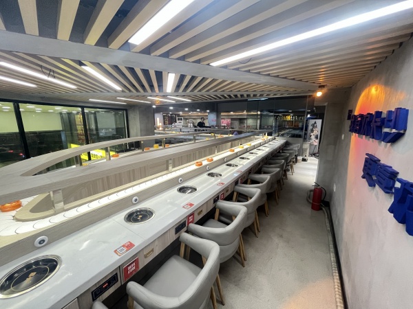 Y8196自带引流商圈 南门口 独栋餐饮门面优价转让(可空转 Y8196自带引流商圈 南门口 独栋餐饮门面优价转让(可空转