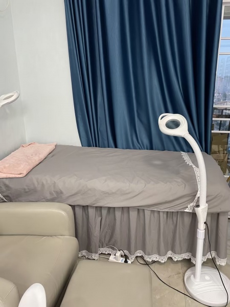 d8201急转1.2万天心区临近铁道学院1号线美甲店 d8201急转1.2万天心区临近铁道学院1号线美甲店