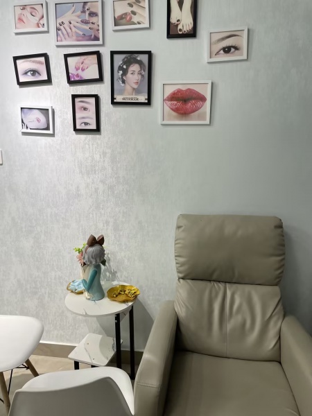 d8201急转1.2万天心区临近铁道学院1号线美甲店 d8201急转1.2万天心区临近铁道学院1号线美甲店