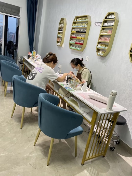 d8201急转1.2万天心区临近铁道学院1号线美甲店 d8201急转1.2万天心区临近铁道学院1号线美甲店