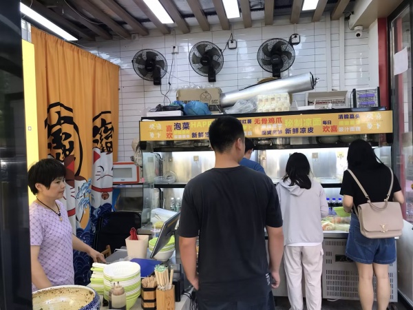 已转)912捡漏德思勤迎新路拐角双门头小吃店优价转让 已转)912捡漏德思勤迎新路拐角双门头小吃店优价转让