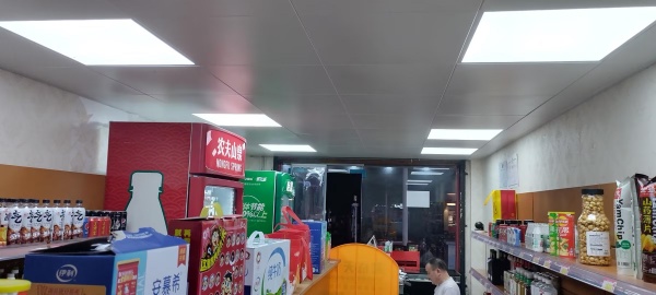 d935地铁口BI经之路门面转让(3万)可做餐饮行业 d935地铁口BI经之路门面转让(3万)可做餐饮行业