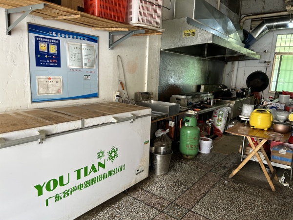Y958见钱就转超低价急急急急转成熟小区90平外卖餐饮店 Y958见钱就转超低价急急急急转成熟小区90平外卖餐饮店