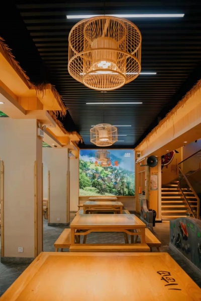 Y967星沙写字楼地铁口旁500平餐饮饭店优价转让 Y967星沙写字楼地铁口旁500平餐饮饭店优价转让