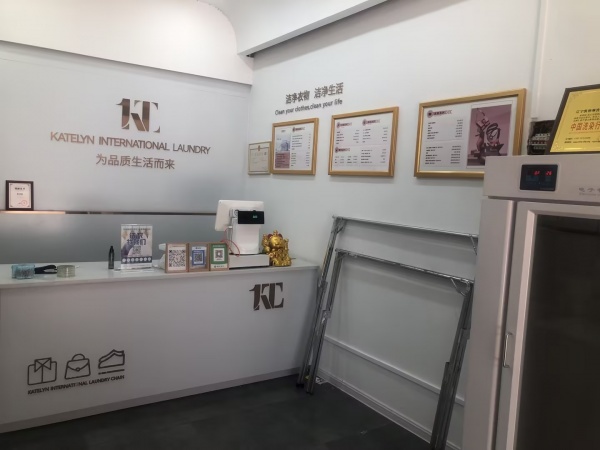 2.8w空转无限制梅溪湖高档小区出入口80平店面 Y9150 2.8w空转无限制梅溪湖高档小区出入口80平店面 Y9150