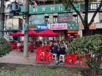 d9171高端小区出入口餐饮店白菜价转让