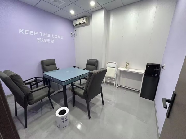 G9175大学旁精装自助棋牌室优价转让 G9175大学旁精装自助棋牌室优价转让